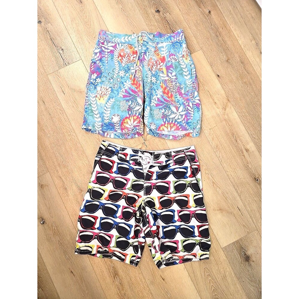 Lot of 2 Board Shorts Mens Med Old Navy Lined Novelty Retro Swim Vacation Beach
